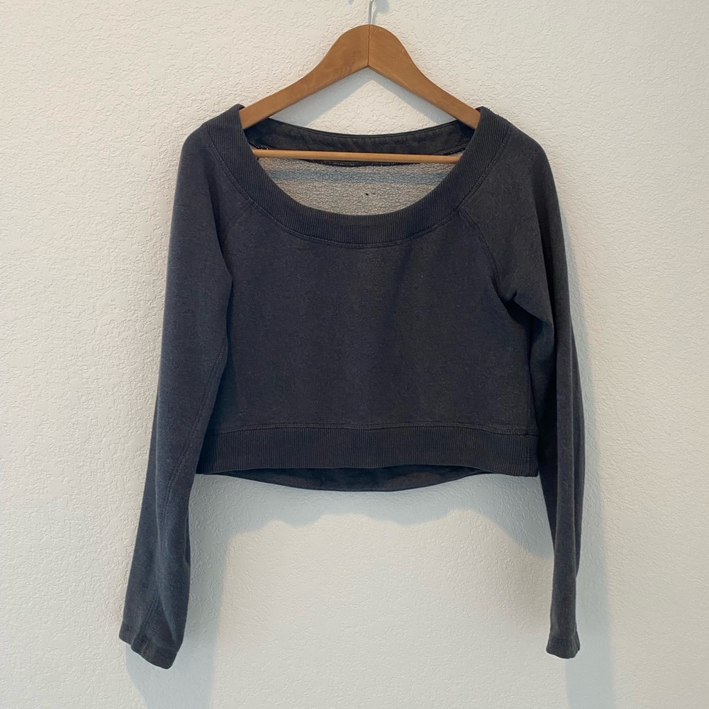 Lululemon cropped sweatshirt size 4